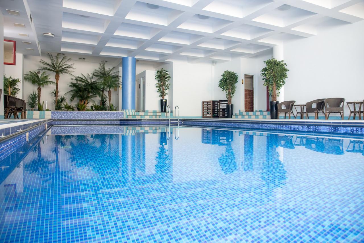 Hotel Nemira Slănic-Moldova Exteriör bild